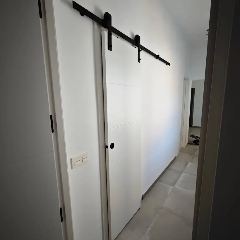 puertas mecanizadas y puertas lacadas (2)