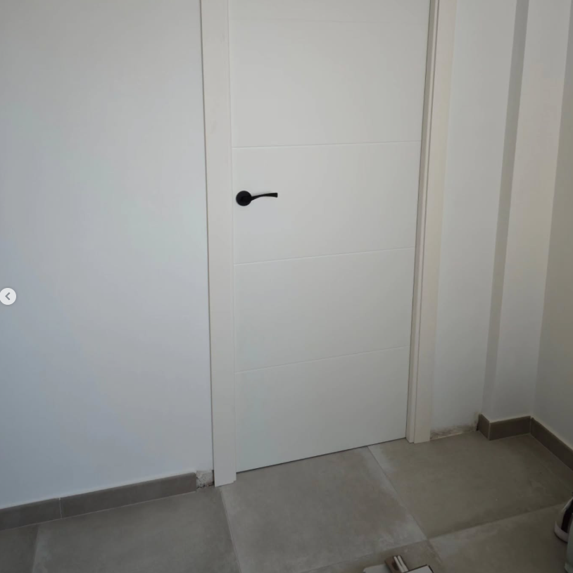 puertas mecanizadas y puertas lacadas (4)