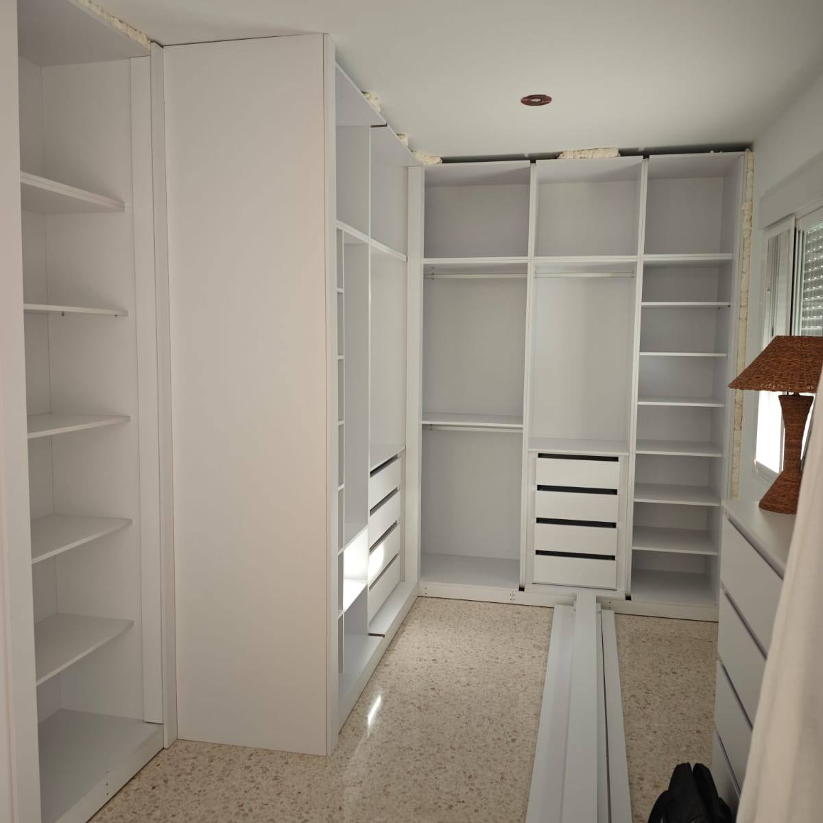 vestidor blanco grande