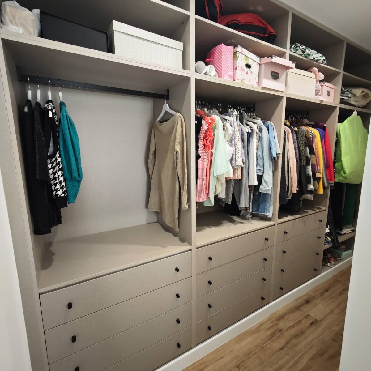 vestidor empotrado grande